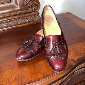 Ferragamo burgundy tassel loafers size 10